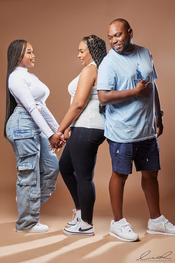 G. ICANDY FAMILY SESSIONS(click on photo for more info)